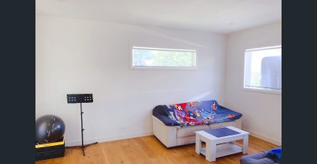 Furnished 3 bedrooms townhouse in Box Hill North - Photo 4