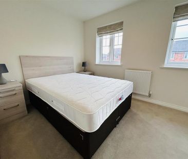 2 bedroom semi-detached house to rent - Photo 2