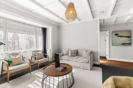 Beautifully appointed Family home. - Photo 5