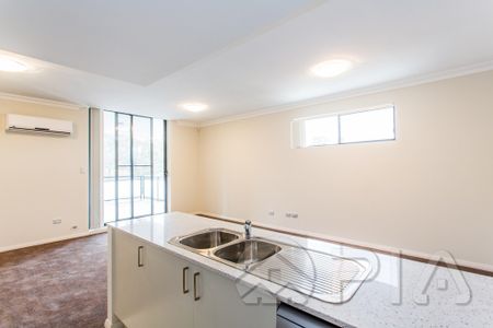 Modern 1 Bed + Study Apartment with Balcony and Secured Parking - Photo 5