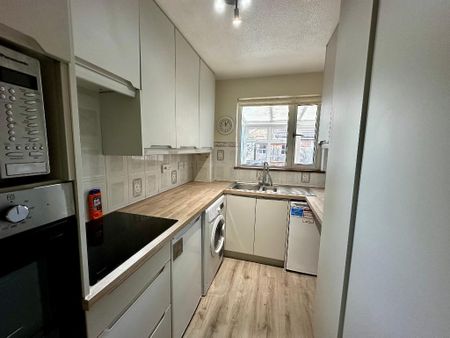 1 bedroom flat to rent - Photo 3