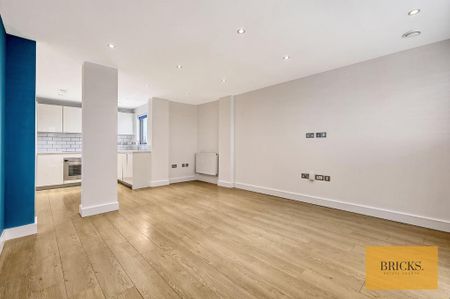 2 bedroom apartment to rent - Photo 2