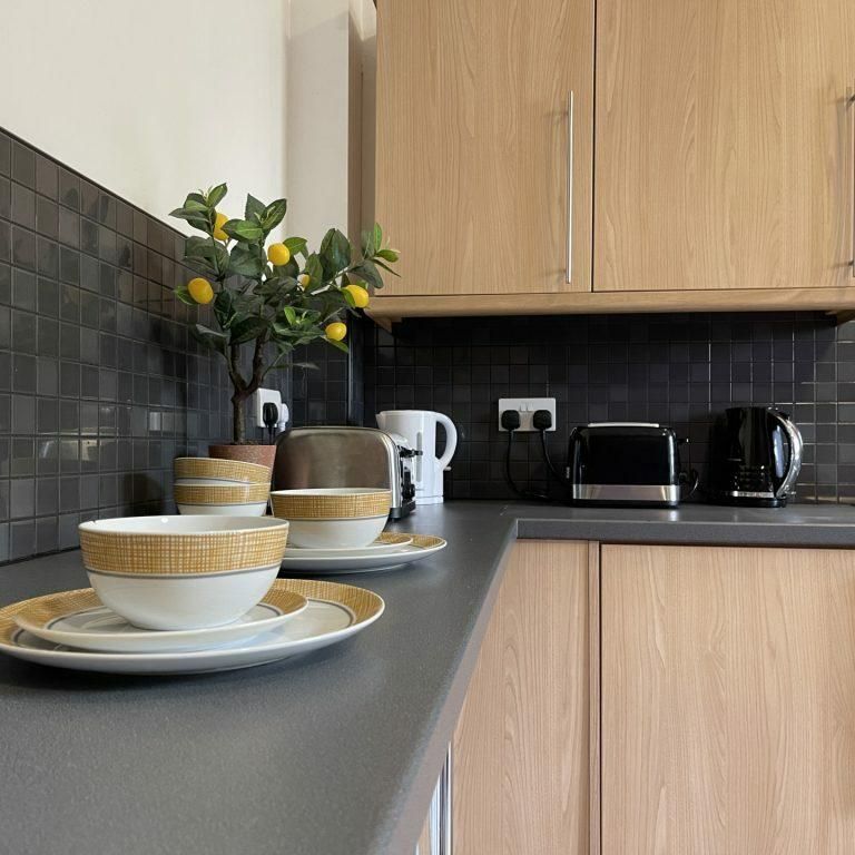 1 bedroom in a house share to rent - Photo 1