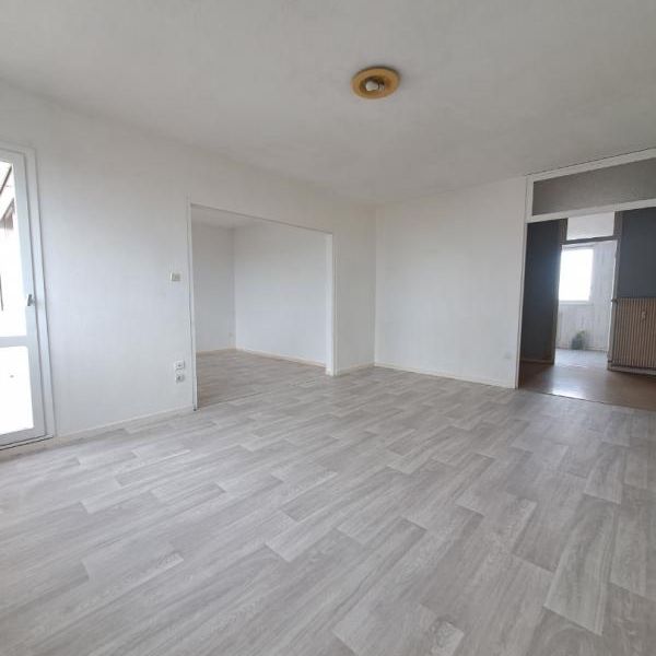 APPARTEMENT 5 PIECES QUARTIER CPAM - Photo 1