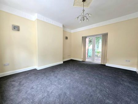 3 bedroom end of terrace house to rent - Photo 2