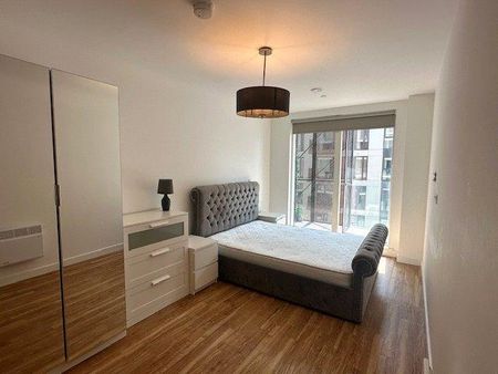 2 bedroom flat to rent - Photo 4