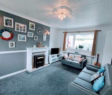 THREE bedroom property to LET in Sutton Coldfield - Photo 1