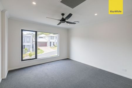 Brand New Family Home - 6 Bedrooms, 3 Bathrooms & Spacious Living - Photo 5