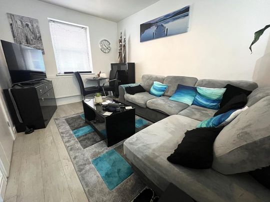 2 bedroom cottage to rent - Photo 1