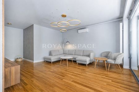 Warszawa, Śródmieście, Śródmieście Północne, ul. Grzybowska - Photo 2