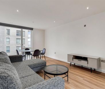 3 bedroom apartment to rent - Photo 1