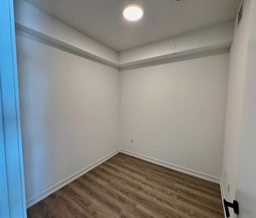 For Lease - 8 Interchange Way Unit# 810, Vaughan, Ontario - Photo 5