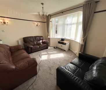 5 bedroom detached house to rent - Photo 2