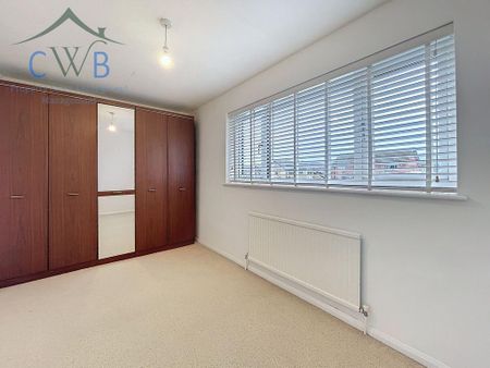 3 bedroom semi-detached house to rent - Photo 5