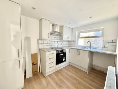 1 bedroom end of terrace house to rent - Photo 4