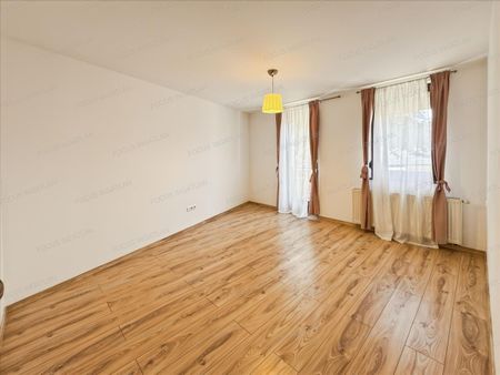 Kiadó jó állapotú lakás - Kecskemét - Fotó 2