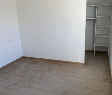 Location Maison 4 pièces 93m² ST YRIEIX SUR CHARENTE 16710 - Photo 2