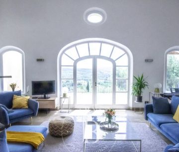 Maison • Le Tholonet - Photo 1