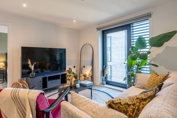 2 bedroom flat to rent - Photo 1