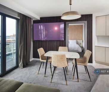 2 bedroom flat to rent - Photo 2