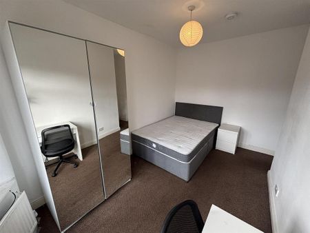 5 bedroom house to rent - Photo 4