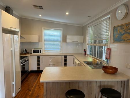 Tamworth Furnished Accommodation - North - Photo 5