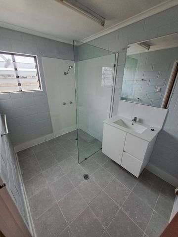 2 Bedroom Unit - Innisfail Estate - Photo 5