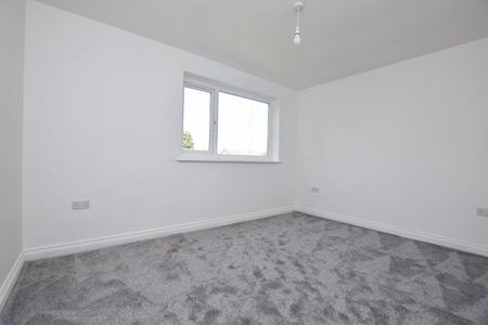 22, Wayland Approach, Leeds, LS16 8JF - Photo 4