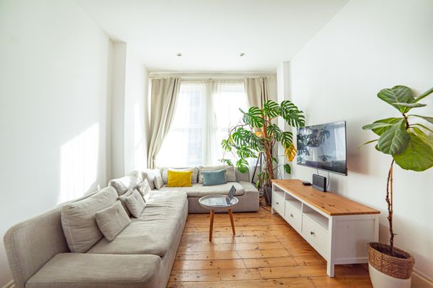 Rosebery Avenue, London - Photo 1