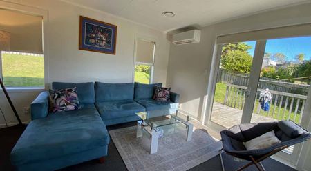 Tidy townhouse in Newlands - Photo 4