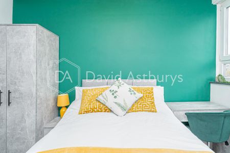 4 bedroom apartment to rent - Photo 3