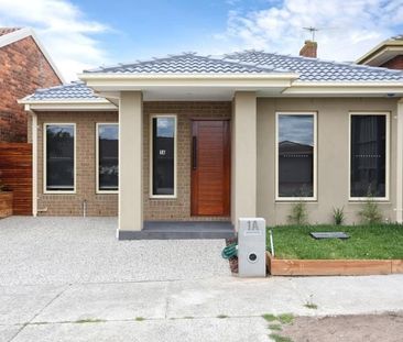 Luxury Style Living & Located in a Prime Position - Photo 5