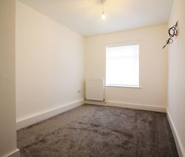 1 bedroom ground floor flat to rent - Photo 1