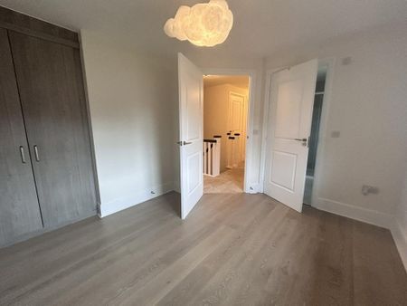 3 bedroom detached house to rent - Photo 3