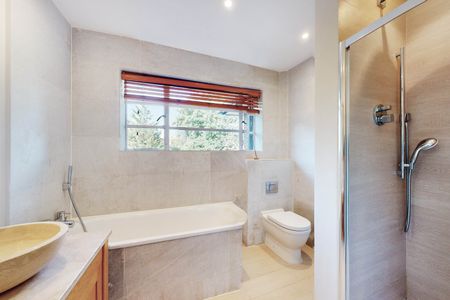 Litchfield Way, Hampstead Garden Suburb, NW11 - Photo 4