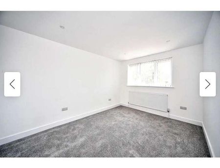 Buckinghamshire Dr, Luton, Bedfordshire, LU2 - Photo 5