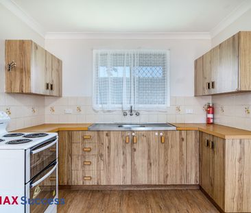 2/208 Tor Street, Rockville QLD 4350 - Apartment For Rent | Domain - Photo 4