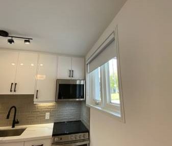 2520 BLOOR ST. W - #23, NEWLY RENOD, 1BR/1BATH, PARKING AVAILABLE - Photo 3