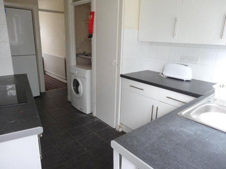 4 bedroom house share to rent - Photo 4