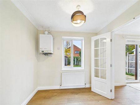 2 bedroom terraced house to rent - Photo 5