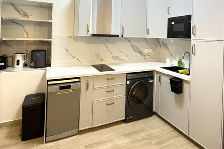 Location Appartement 2 pièces Meublé 30m² PARIS 17ème - Photo 4