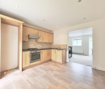 3 bedroom House To Let - Photo 5