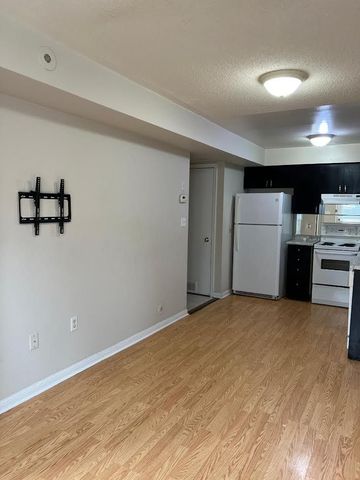 For Lease - 4620 Guildwood Way Unit# 6, Mississauga, Ontario - Photo 4