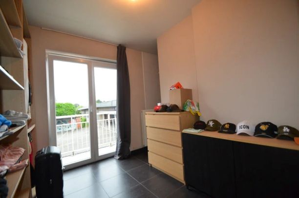 Appartement met 2 slpks en autostandplaats - Photo 1