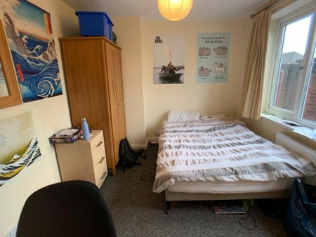 Third Avenue, Heworth - P1195 - Photo 5