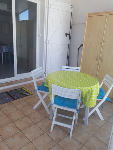 A LOUER. Pavillon T3 meublé avec terrasse - Photo 4
