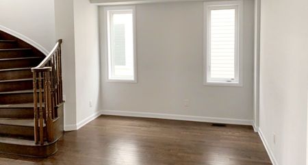 For Lease - 366 Cloyne Crescent, Barrhaven, Ontario - Photo 3