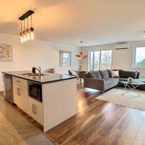 5 1/2 1880$ construction récente - Photo 2