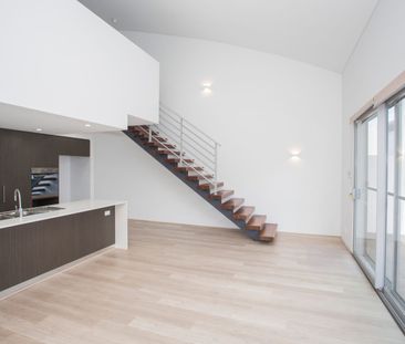 LOCATION LIKE NO OTHER! - Photo 2