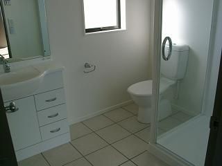 14 Milford Street, Aotea - Photo 5